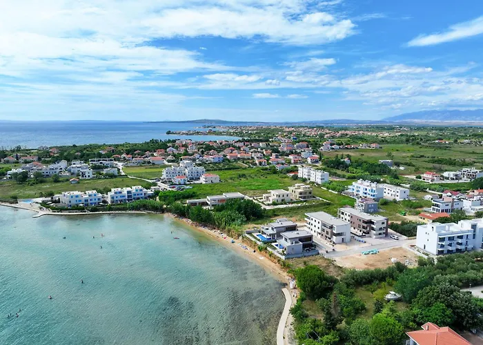 Deluxe Apartments Privlaka On The Sand
