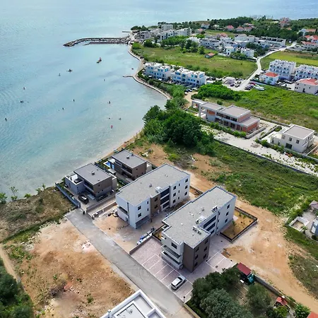 Deluxe Apartments Privlaka On The Sand Esterno foto