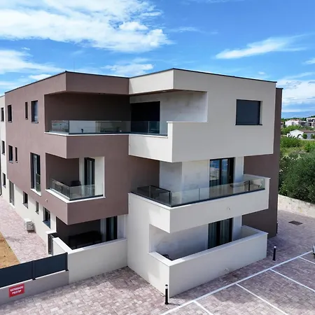 Deluxe Apartments Privlaka On The Sand Esterno foto
