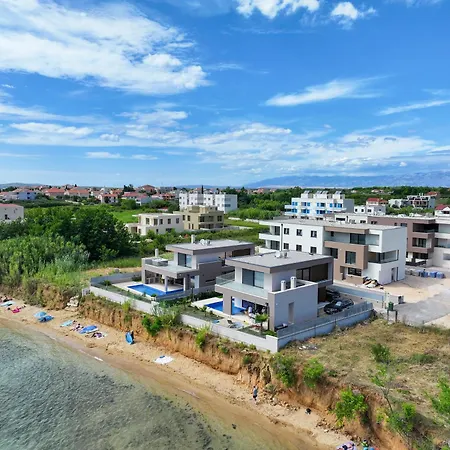 Deluxe Apartments Privlaka On The Sand Esterno foto