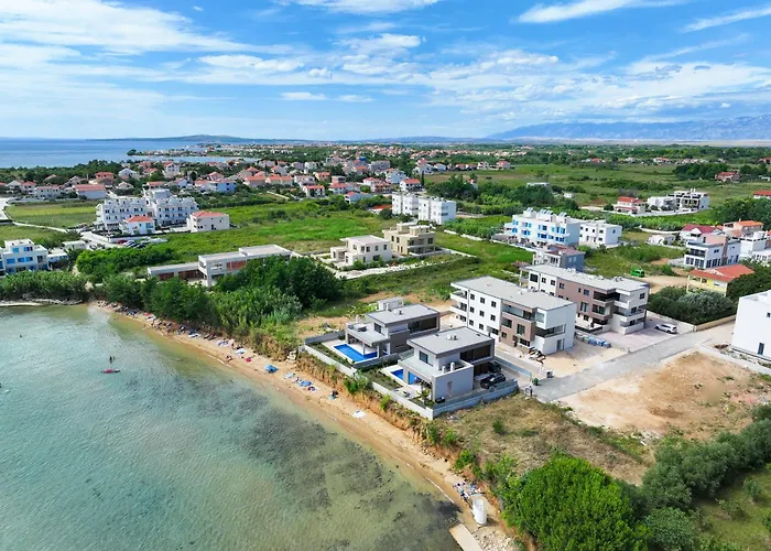 Deluxe Apartments Privlaka On The Sand