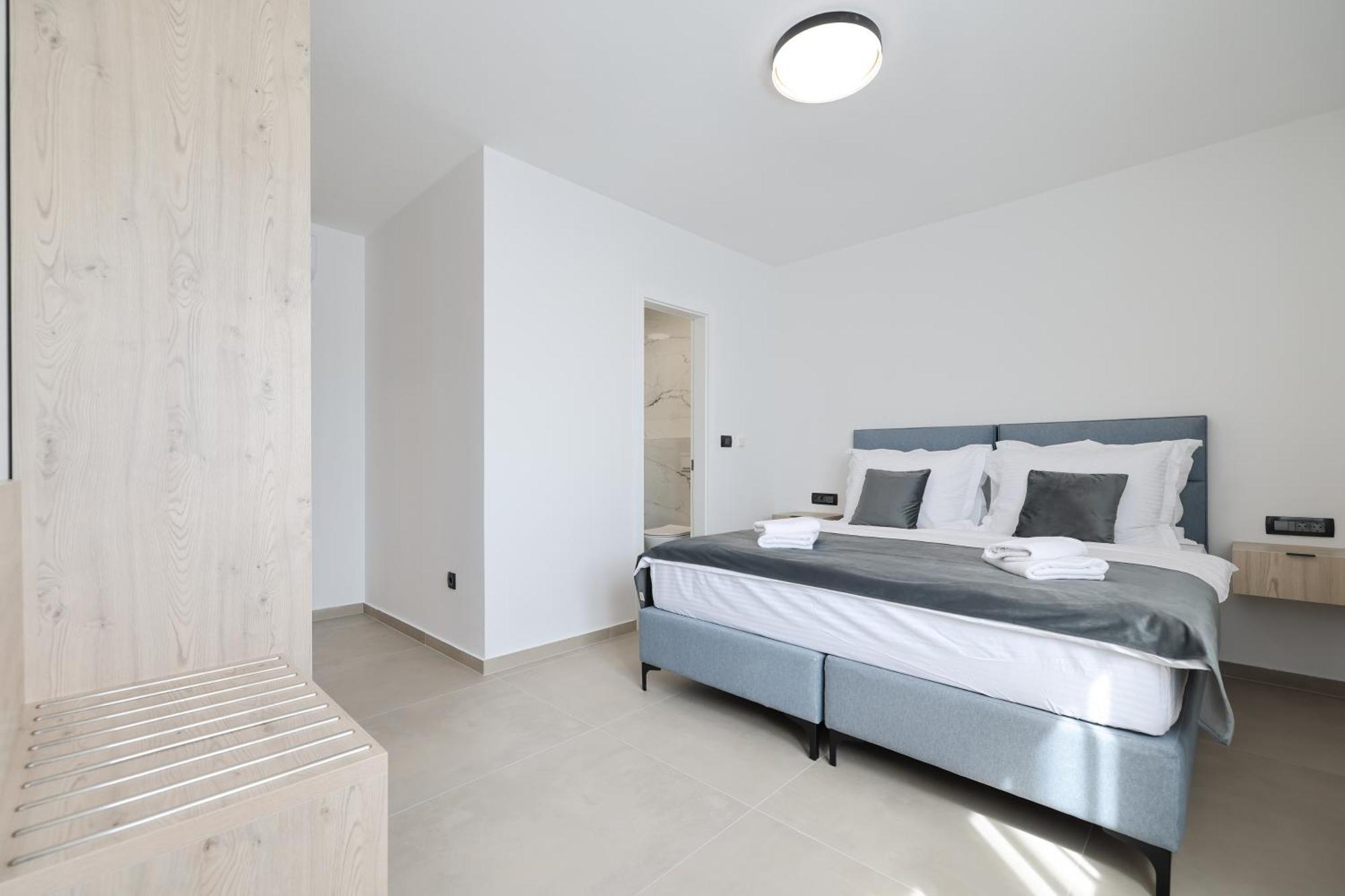 Apartment Deluxe Privlaka On The